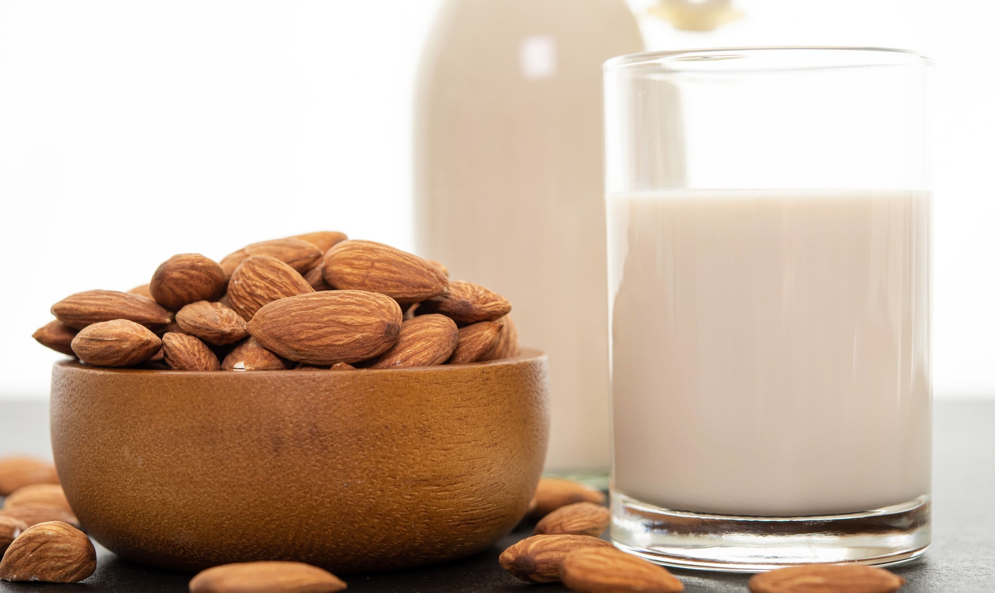 Is Almond Milk Keto-Compatible? A Guide to Low-Carb Milk Alternatives